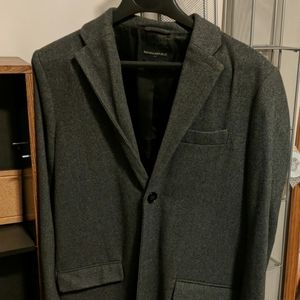 Three quarter length coat